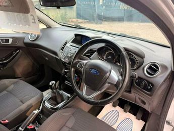 Ford Fiesta 1.0T EcoBoost Zetec Euro 6 (s/s) 3dr