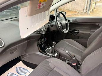 Ford Fiesta 1.0T EcoBoost Zetec Euro 6 (s/s) 3dr