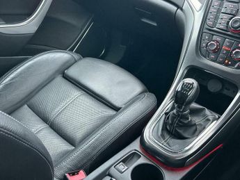 Vauxhall Astra 2.0 CDTi ecoFLEX Elite Euro 5 (s/s) 5dr