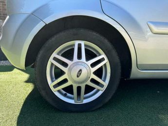 Ford Fiesta GHIA 16V