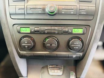 Skoda Octavia 2.0 TDI Elegance DSG Euro 4 5dr