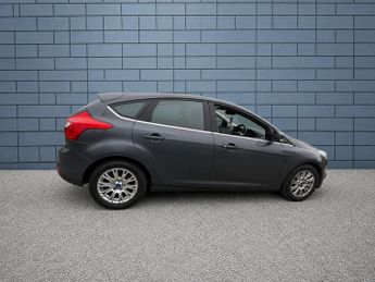 Ford Focus TITANIUM