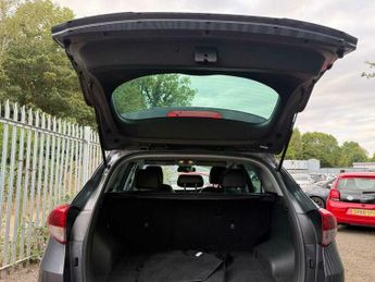 Hyundai Tucson 2.0 CRDi Premium Auto 4WD Euro 6 5dr