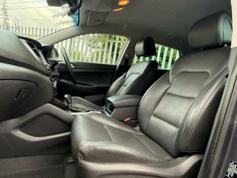 Hyundai Tucson 2.0 CRDi Premium Auto 4WD Euro 6 5dr