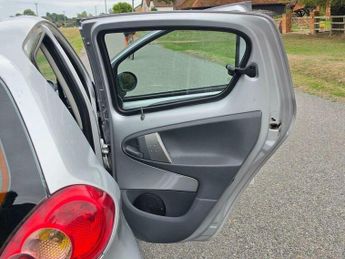 Toyota AYGO 1.0 VVT-i Sport MultiMode Euro 4 5dr
