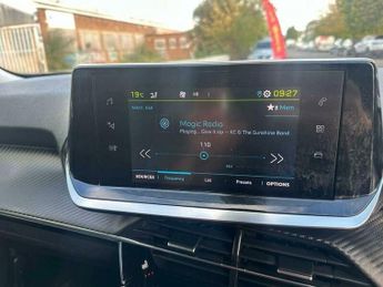 Peugeot 2008 50kWh Allure Premium Auto 5dr