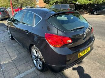 Vauxhall Astra 1.4T 16v Limited Edition Euro 5 5dr