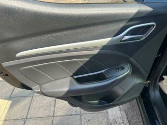 MG ZS 44.5kWh Exclusive Auto 5dr