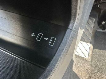 MG ZS 44.5kWh Exclusive Auto 5dr