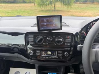 Volkswagen Up MOVE UP
