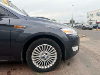 Ford Mondeo 2.0 Zetec 5dr