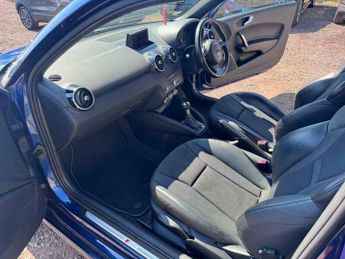Audi A1 1.4 TFSI S line S Tronic Euro 5 (s/s) 3dr