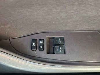 Toyota iQ 1.0 VVT-i 2 Multidrive Euro 4 3dr