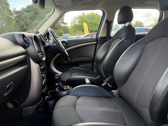 MINI Countryman AUTOMATIC COOPER D, A/C, ELECTRIC WINDOWS, 4 WHEEL DRIVE, DAB, P
