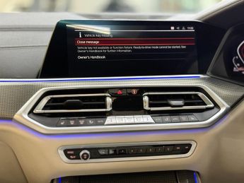 BMW X5 XDRIVE30d M SPORT [3X SERVICES & HUGE SPEC]