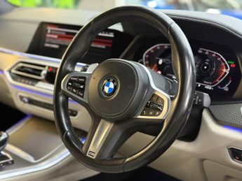 BMW X5 XDRIVE30d M SPORT [3X SERVICES & HUGE SPEC]