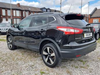 Nissan Qashqai 1.5 dCi n-tec+ SUV 5dr Diesel Manual 2WD Euro 6 (s/s) (110 ps)