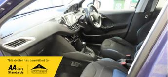 Peugeot 208 ALLURE