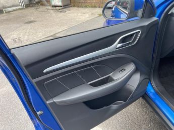 MG ZS EXCITE