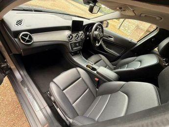 Mercedes-Benz C Class 1.6 GLA200 Sport 7G-DCT Euro 6 (s/s) 5dr