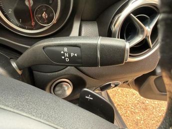 Mercedes-Benz C Class 1.6 GLA200 Sport 7G-DCT Euro 6 (s/s) 5dr