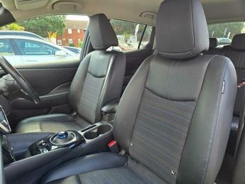 Nissan Leaf 40kWh N-Connecta Auto 5dr