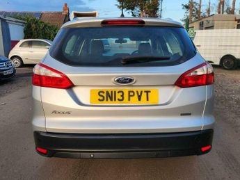 Ford Focus 1.6 TDCi Zetec Euro 5 (s/s) 5dr