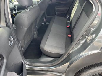 Citroen C4 Cactus BLUEHDI FLAIR