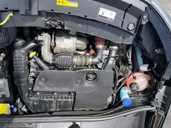 Citroen C4 Cactus BLUEHDI FLAIR