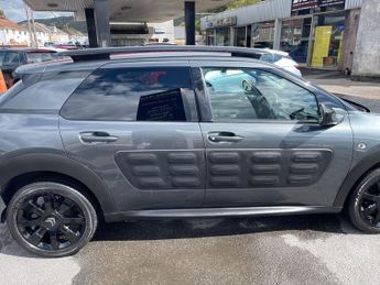 Citroen C4 Cactus BLUEHDI FLAIR