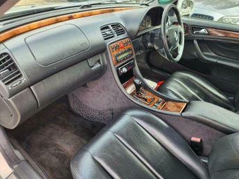 Mercedes-Benz CLK 3.2 CLK320 Elegance 2dr