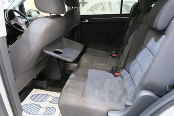 Volkswagen Touran SPORT TDI 143