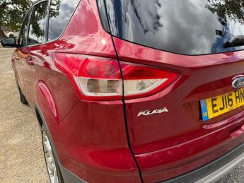 Ford Kuga 1.5T EcoBoost Titanium Auto AWD Euro 6 (s/s) 5dr