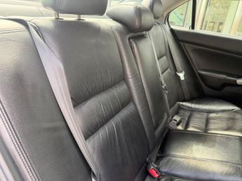 Honda Accord 2.0 i-VTEC Executive Saloon 4dr Petrol Automatic (196 g/km, 153 