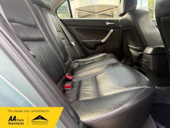 Honda Accord 2.0 i-VTEC Executive Saloon 4dr Petrol Automatic (196 g/km, 153 