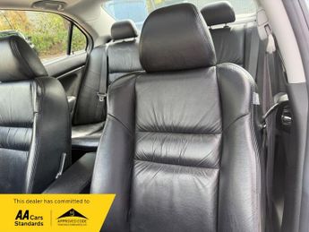 Honda Accord 2.0 i-VTEC Executive Saloon 4dr Petrol Automatic (196 g/km, 153 