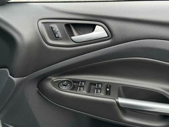 Ford Kuga 2.0 TDCi Zetec AWD Euro 6 (s/s) 5dr