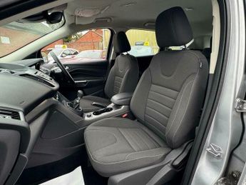 Ford Kuga 2.0 TDCi Zetec AWD Euro 6 (s/s) 5dr