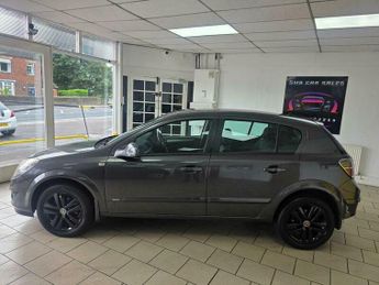 Vauxhall Astra 1.6i 16v SXi 5dr