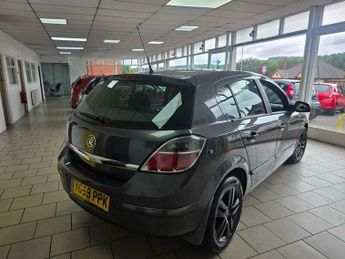 Vauxhall Astra 1.6i 16v SXi 5dr