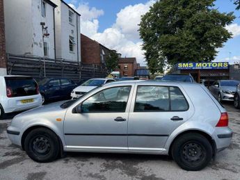 Volkswagen Golf 1.6 S 5dr