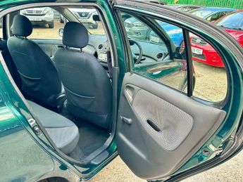 Toyota Yaris 1.3 VVT-i T Spirit 5dr