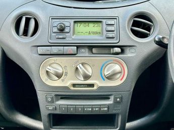 Toyota Yaris 1.3 VVT-i T Spirit 5dr