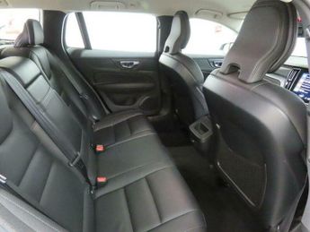 Volvo V60 2.0 D4 Momentum Pro Auto Euro 6 (s/s) 5dr