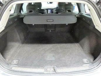 Volvo V60 2.0 D4 Momentum Pro Auto Euro 6 (s/s) 5dr