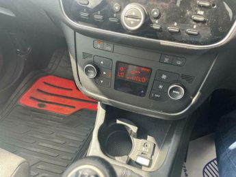 Fiat Punto 1.4 Jet Black II Euro 6 (s/s) 3dr