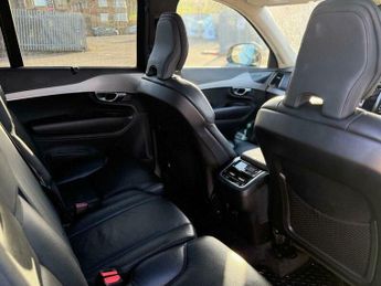 Volvo XC90 2.0 B5 MHEV Plus Auto 4WD Euro 6 (s/s) 5dr
