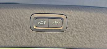 Volvo XC90 2.0 B5 MHEV Plus Auto 4WD Euro 6 (s/s) 5dr