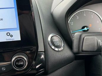 Ford ECOSPORT 1.0T EcoBoost ST-Line Euro 6 (s/s) 5dr