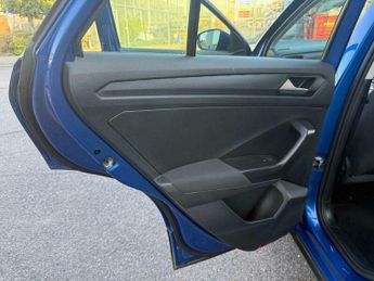 Volkswagen T-Roc 1.5 TSI EVO SE DSG Euro 6 (s/s) 5dr